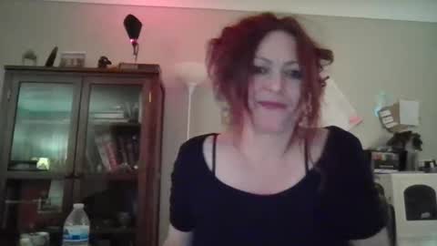 ymiyim online show from January 9, 12:35 am