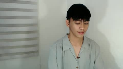 ynotyu online show from October 17, 3:36 pm