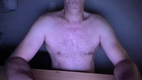 Snapshot of yo47 chatting on July 24, 3:59 am Yo47 online show from July 24, 3:59 am