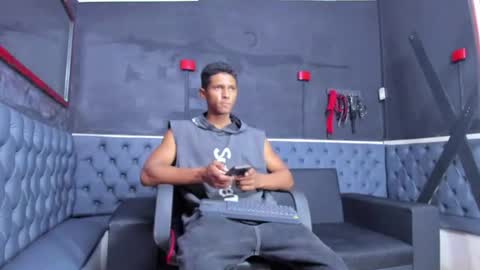 Snapshot of yoel_blessed chatting on June 11, 11:52 am Yoel online show from June 11, 11:52 am