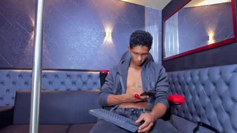 Snapshot of yoel_blessed chatting on June 18, 11:14 am Yoel online show from June 18, 11:14 am