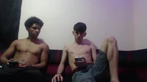 Snapshot of yohel_allan_hot99 chatting on October 27, 11:52 pm yohel allan hot99 online show from October 27, 11:52 pm