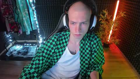 You can ask my name in pm online show from November 12, 5:13 pm