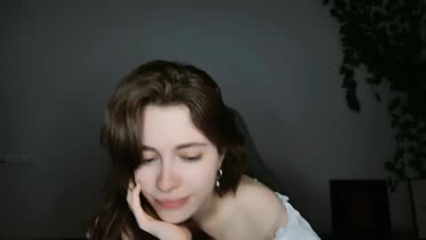 yoka_paradoxxx online show from November 20, 5:18 am