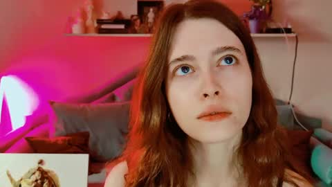 yoka_paradoxxx online show from August 3, 1:05 pm