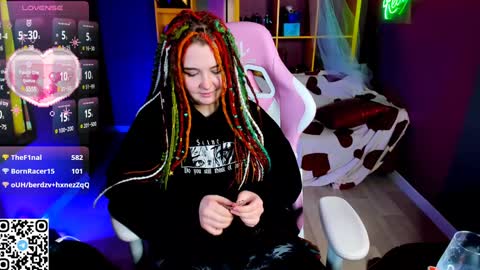 Snapshot of yoki_shizuko chatting on February 6, 7:18 pm Yoki online show from February 6, 7:18 pm