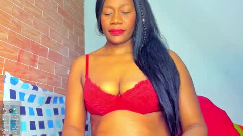 yonnsol_avril online show from January 6, 5:27 pm