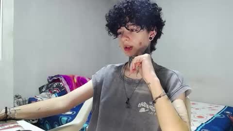 Snapshot of yoonbum_ chatting on November 20, 12:00 am Little Mike Independent model online show from November 20, 12:00 am