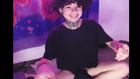 Snapshot of yoonbum_ chatting on February 22, 8:51 pm Little Mike Independent model online show from February 22, 8:51 pm