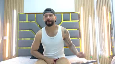 Snapshot of yorbymaxx1 chatting on January 7, 11:56 am YORBY MAX online show from January 7, 11:56 am