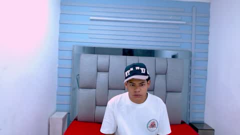 Yordi online show from December 17, 12:11 pm