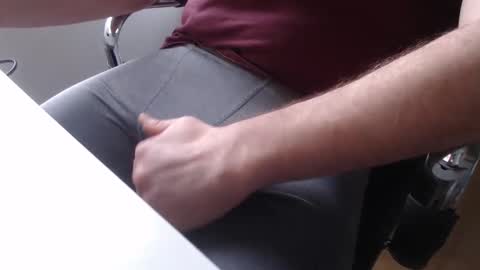 Snapshot of yorkiemanuk chatting on March 1, 3:47 pm yorkiemanuk online show from March 1, 3:47 pm