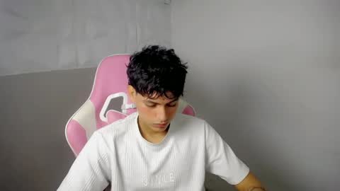 Snapshot of yosepp_cum chatting on May 10, 4:01 pm YOSEP online show from May 10, 4:01 pm