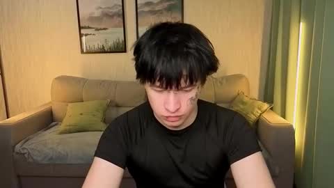 Snapshot of yosh1k chatting on October 8, 9:12 pm YOSHI PVT IS OPEN online show from October 8, 9:12 pm