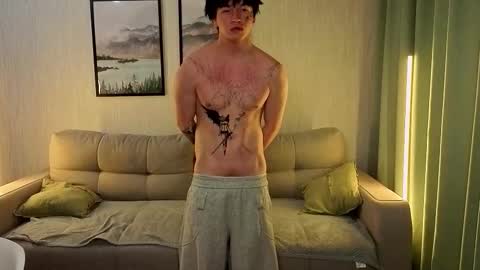 Snapshot of yosh1k chatting on October 14, 10:43 pm YOSHI PVT IS OPEN online show from October 14, 10:43 pm