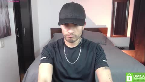 yoshy_man online show from November 4, 3:05 am