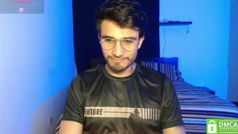 Snapshot of yoshy_man chatting on February 6, 3:22 am yoshy_man online show from February 6, 3:22 am