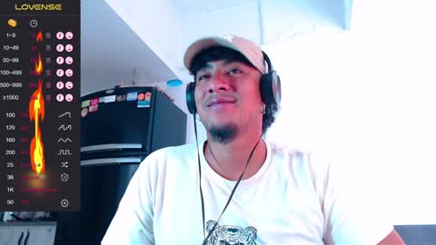 Enzo online show from December 9, 3:44 pm