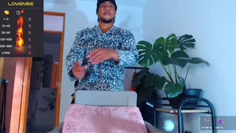 Enzo online show from January 14, 11:53 am