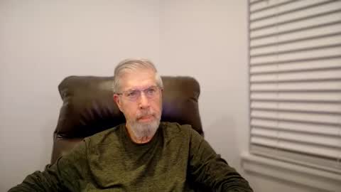 Colorado Guy Straight online show from November 10, 12:37 pm