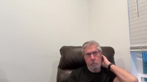Colorado Guy Straight online show from June 7, 2:27 am
