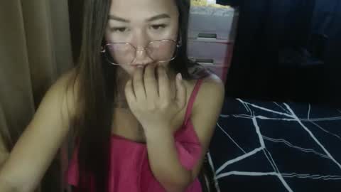 Your Dream Pinay Anna online show from April 22, 10:17 am