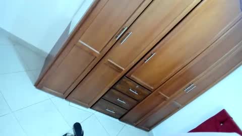  Annie  Elizabeth online show from November 1, 1:02 pm