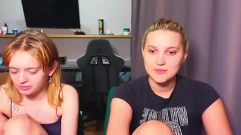 Anna and Luna online show from July 17, 5:51 pm