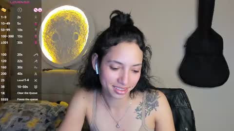 Snapshot of your_beck chatting on July 13, 4:59 am mia3 online show from July 13, 4:59 am