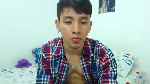 your boy online show from April 22, 11:34 am