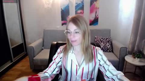 your_crush_12 online show from October 21, 6:25 am