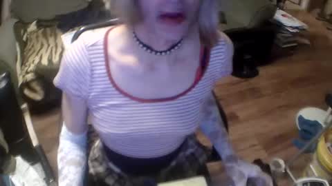 Taylor Tash online show from December 11, 1:26 am