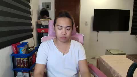 Snapshot of your_dreamgirlxxx69 chatting on March 10, 10:53 am your_dreamgirlxxx69 online show from March 10, 10:53 am