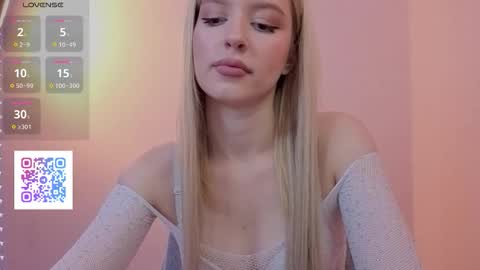 Olivia online show from November 2, 8:11 pm