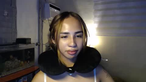 your_girl_cessxoxo online show from May 26, 7:15 am
