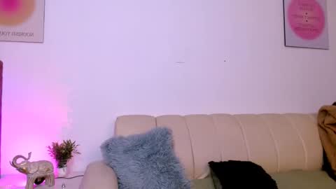 your_girl_of_dream online show from May 12, 2:08 am