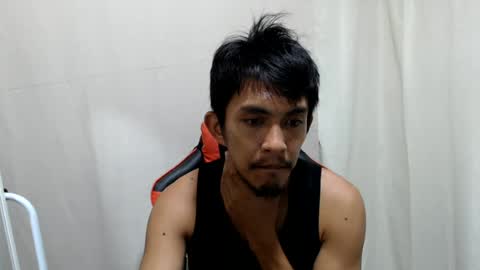 your_guy111 online show from July 22, 1:36 pm