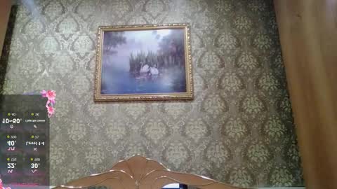 Snapshot of your_honeyy chatting on October 20, 10:38 am Mark online show from October 20, 10:38 am