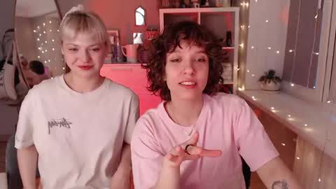 Alex and Kris long hair online show from April 7, 5:13 pm