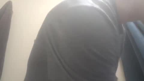 Snapshot of your_hotcamboi chatting on December 27, 6:53 pm your_hotcamboi online show from December 27, 6:53 pm