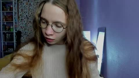 Leslie online show from November 14, 5:33 pm