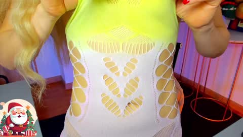 your_little_ online show from December 16, 5:33 pm