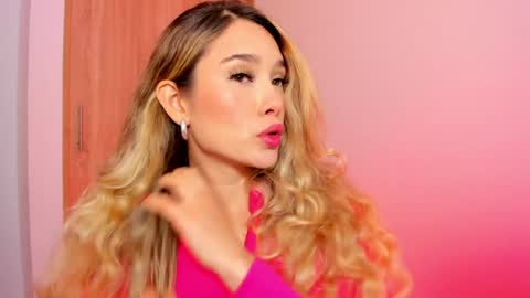 your_little_ online show from January 6, 3:08 pm