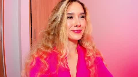 your_little_ online show from January 6, 6:41 pm