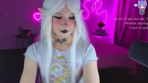 Snapshot of your_little_eva chatting on February 6, 1:32 am Eva online show from February 6, 1:32 am