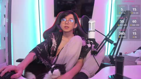 Han   online show from December 16, 11:18 pm