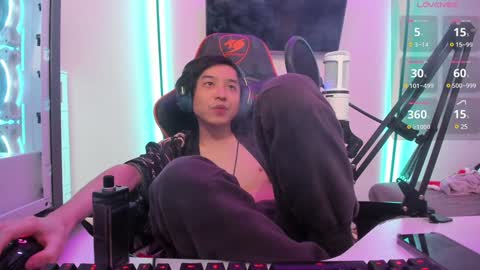 Han   online show from December 20, 12:19 am