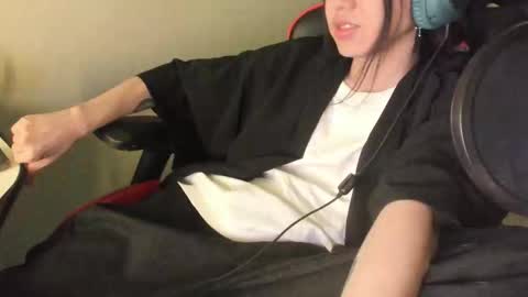 Snapshot of your_little_twink chatting on February 12, 9:54 pm Han online show from February 12, 9:54 pm