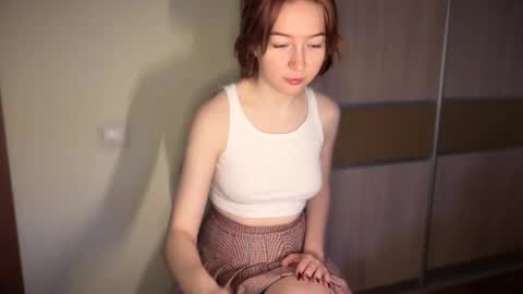 Snapshot of your_moonlight_ chatting on April 23, 5:52 am Mia online show from April 23, 5:52 am