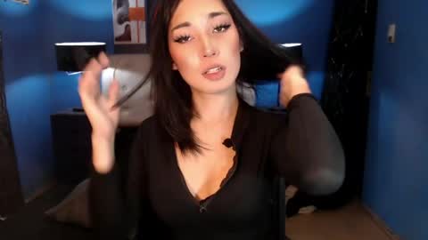 your_naughty_cumslut69 online show from April 4, 1:30 pm